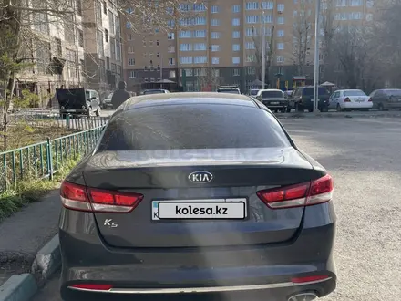 Kia K5 2019 года за 10 000 000 тг. в Караганда