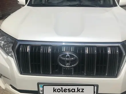 Toyota Land Cruiser Prado 2022 года за 33 000 000 тг. в Атырау