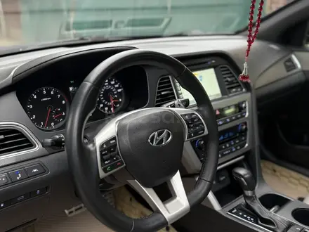 Hyundai Sonata 2015 года за 8 500 000 тг. в Алматы – фото 10