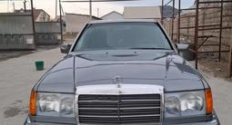 Mercedes-Benz E 200 1992 года за 1 200 000 тг. в Кентау – фото 3