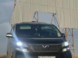 Toyota Vellfire 2010 года за 5 000 000 тг. в Атырау – фото 4