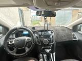 Ford Focus 2011 года за 4 000 000 тг. в Уральск – фото 2