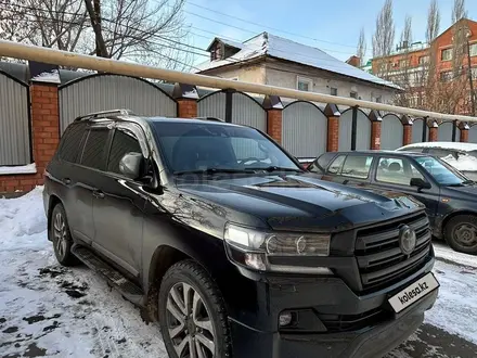 Toyota Land Cruiser 2018 года за 27 000 000 тг. в Уральск – фото 2