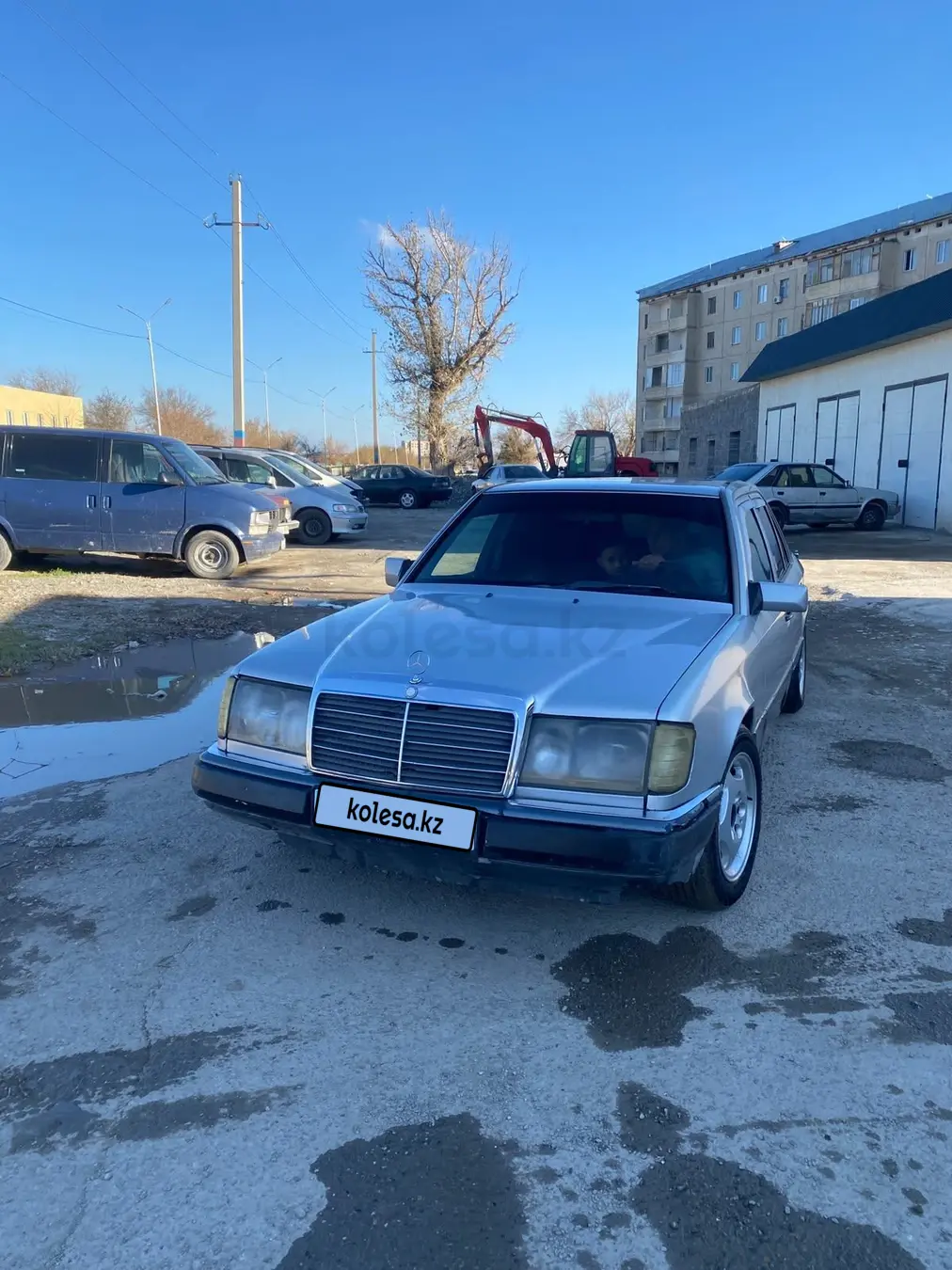 Mercedes-Benz E-Class, 1991