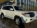 Toyota Land Cruiser 2012 годаfor20 900 000 тг. в Астана