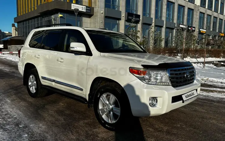 Toyota Land Cruiser 2012 годаfor20 900 000 тг. в Астана