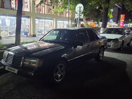 Mercedes-Benz E 230 1991 года за 1 250 000 тг. в Шымкент – фото 3