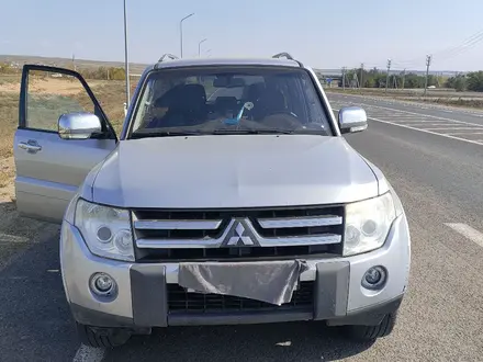 Mitsubishi Pajero 2009 года за 9 400 000 тг. в Актобе – фото 4