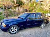Mercedes-Benz C 220 1994 года за 700 000 тг. в Караганда – фото 3