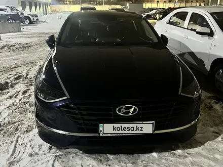 Hyundai Sonata 2021 года за 11 500 000 тг. в Астана