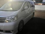 Toyota Alphard 2004 годаfor7 700 000 тг. в Атырау