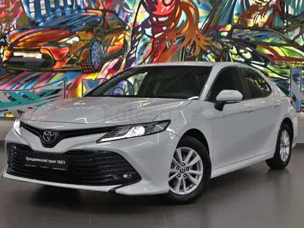 Toyota Camry 2020 года за 12 590 000 тг. в Алматы