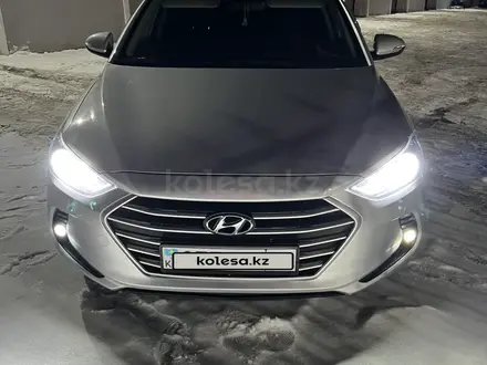 Hyundai Elantra 2018 года за 7 500 000 тг. в Костанай – фото 4