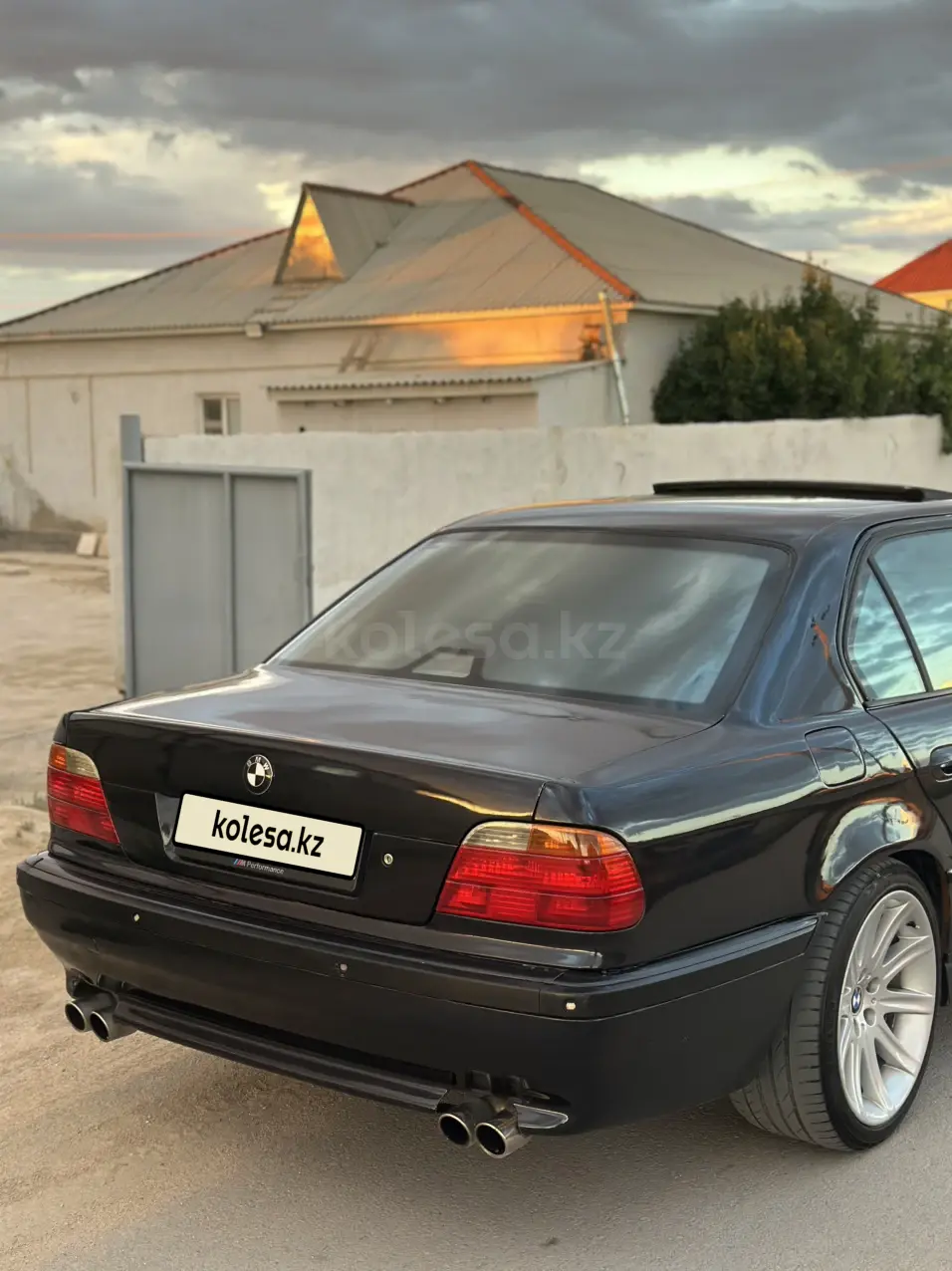 BMW 7 Series, 1997
