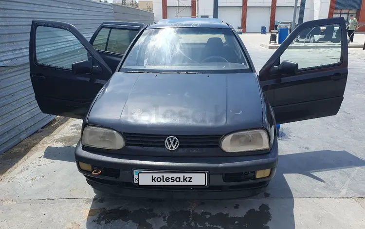 Volkswagen Golf 1993 года за 800 000 тг. в Актау