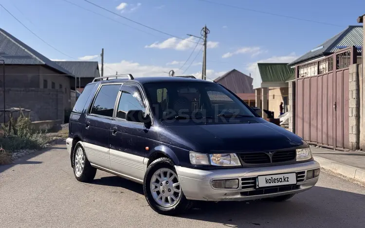 Mitsubishi Space Wagon 2000 года за 1 800 000 тг. в Шымкент
