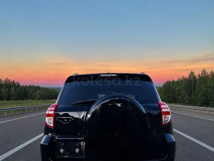 Toyota RAV4 2011 года за 7 300 000 тг. в Астана – фото 2