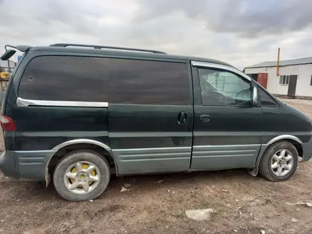 Hyundai Starex 1998 года за 1 300 000 тг. в Кызылорда – фото 2