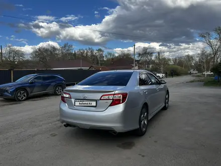 Toyota Camry 2014 года за 7 300 000 тг. в Щучинск – фото 3