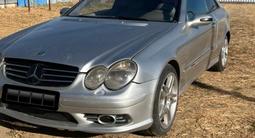 Mercedes-Benz CLK 320 2003 годаfor2 500 000 тг. в Атырау – фото 2