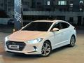 Hyundai Elantra 2018 годаfor7 900 000 тг. в Атырау – фото 4