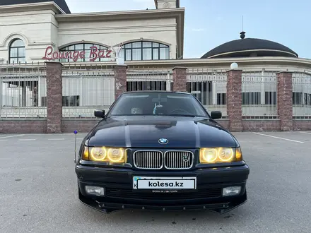 BMW 318 1993 года за 2 000 000 тг. в Алматы – фото 16