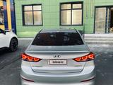 Hyundai Elantra 2016 года за 5 000 000 тг. в Актобе – фото 2