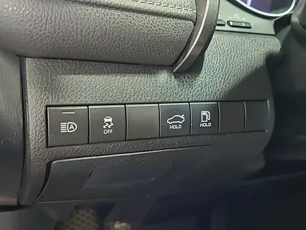 Toyota Camry 2020 года за 8 800 000 тг. в Алматы – фото 21