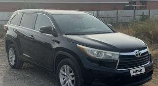Toyota Highlander 2015 года за 9 100 000 тг. в Актобе