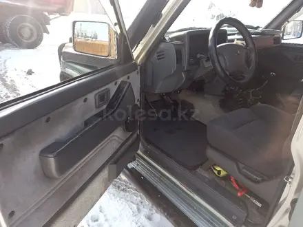 Nissan Patrol 1993 года за 5 800 000 тг. в Алматы – фото 17
