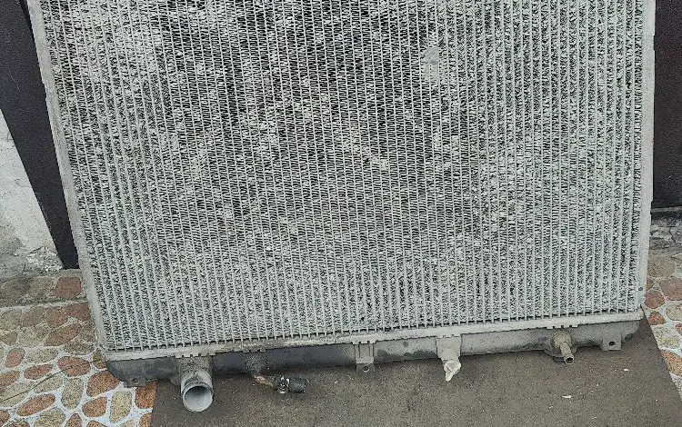 Радиатор клеенный охлаждения основной Сузуки Хл7үшін12 000 тг. в Алматы