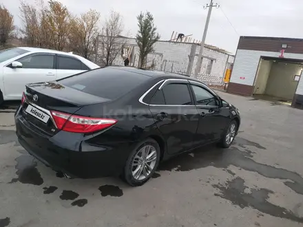 Toyota Camry 2017 года за 9 200 000 тг. в Актобе – фото 9