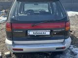 Mitsubishi Space Runner 1999 года за 750 000 тг. в Караганда