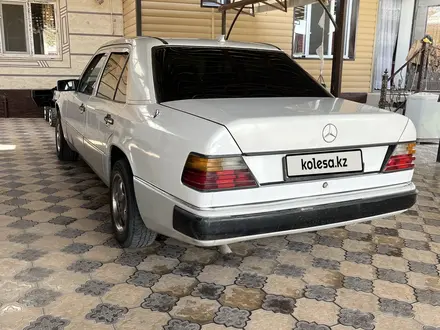 Mercedes-Benz E 230 1992 года за 1 400 000 тг. в Шымкент – фото 3