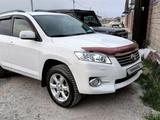 Toyota RAV4 2010 годаүшін8 000 000 тг. в Тараз