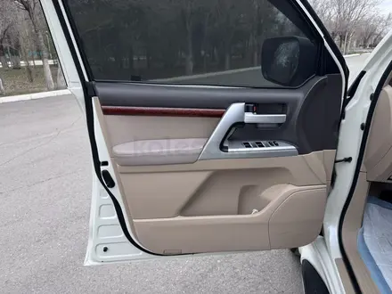Toyota Land Cruiser 2013 года за 23 500 000 тг. в Караганда – фото 19