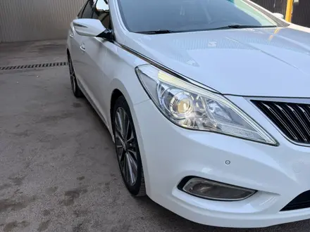 Hyundai Grandeur 2011 года за 8 500 000 тг. в Шымкент – фото 5