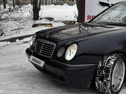 Mercedes-Benz E 280 1996 года за 3 400 000 тг. в Алматы – фото 3