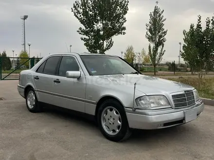 Mercedes-Benz C 220 1996 года за 3 300 000 тг. в Алматы – фото 3