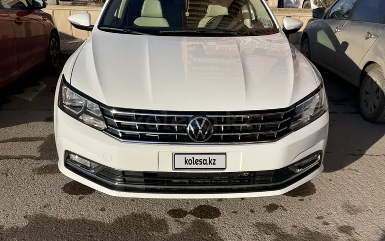 Volkswagen Passat 2018 года за 6 000 000 тг. в Актау