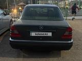 Mercedes-Benz C 180 1996 года за 1 500 000 тг. в Жезказган – фото 2