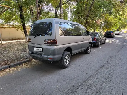 Mitsubishi Delica 2003 года за 5 900 000 тг. в Алматы – фото 3