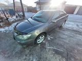 Toyota Camry 2004 года за 5 900 000 тг. в Семей – фото 5