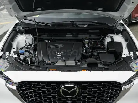 Mazda CX-5 2026 года за 13 400 000 тг. в Семей – фото 12