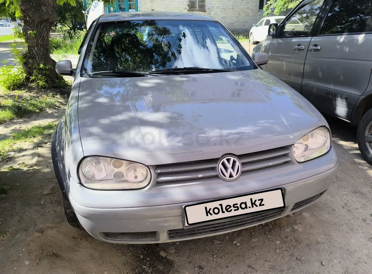 Volkswagen Golf, 1998