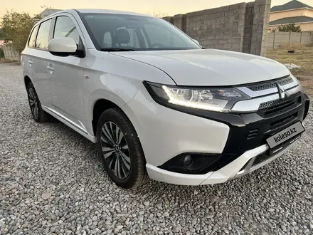 Mitsubishi Outlander 2022 года за 12 000 000 тг. в Шымкент