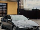 Hyundai Sonata 2022 года за 12 200 000 тг. в Астана