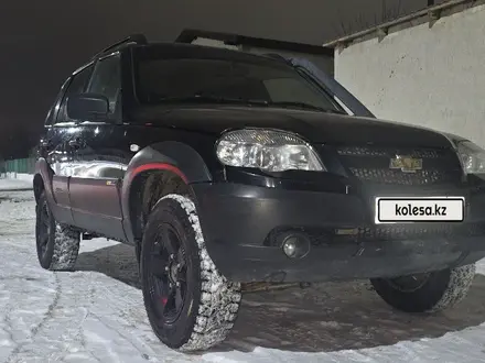 Chevrolet Niva 2016 года за 3 000 000 тг. в Атырау – фото 2