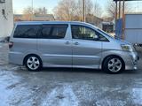 Toyota Alphard 2004 годаfor10 500 000 тг. в Туркестан – фото 2