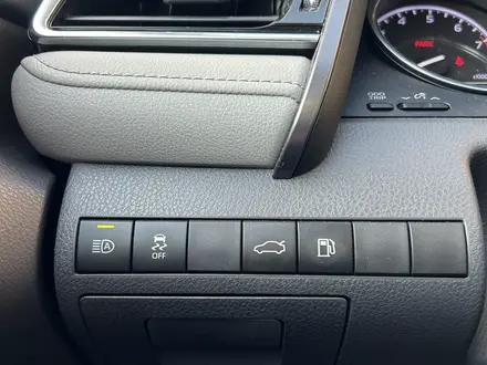 Toyota Camry 2018 года за 12 000 000 тг. в Алматы – фото 25